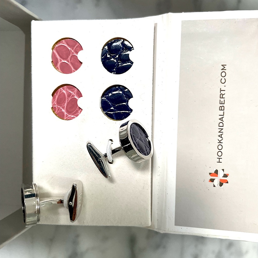 HOOK & ALBERT amazing cufflinks have interchangeable alligator 3 color inserts!